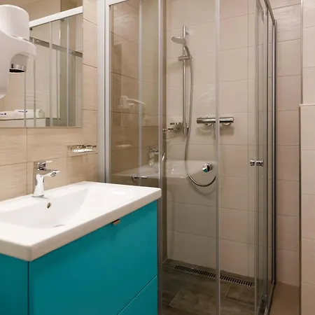 Hotel Lazensky Dum Berta 3*